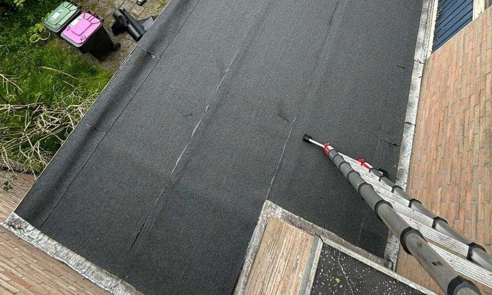Plat dak geplaatst door dakdekker in Woudenberg Plat dak geplaatst door dakdekker in Woudenberg