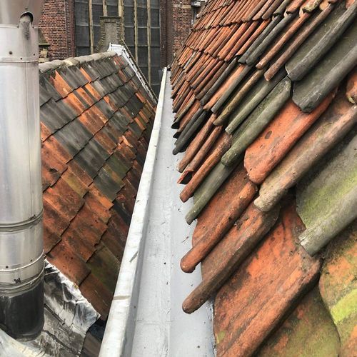 Oude dakgoot weer helemaal nieuw Dakgoot in Woudenberg reparatie
